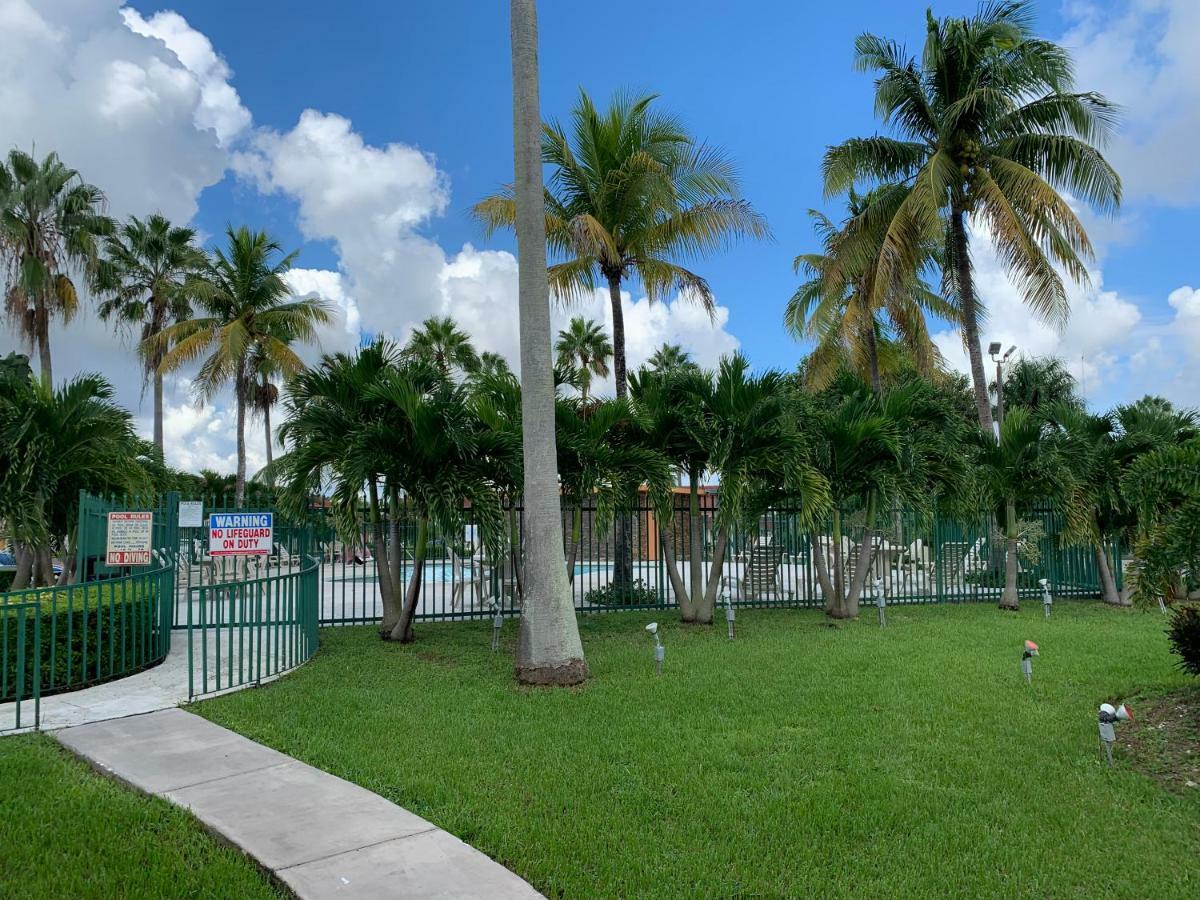 Fairway Inn Florida City Homestead Everglades Extérieur photo